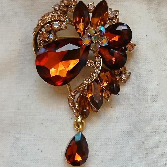 🍁🍂Fall Foliage Brooch🍁🍂 - Picture 6 of 8